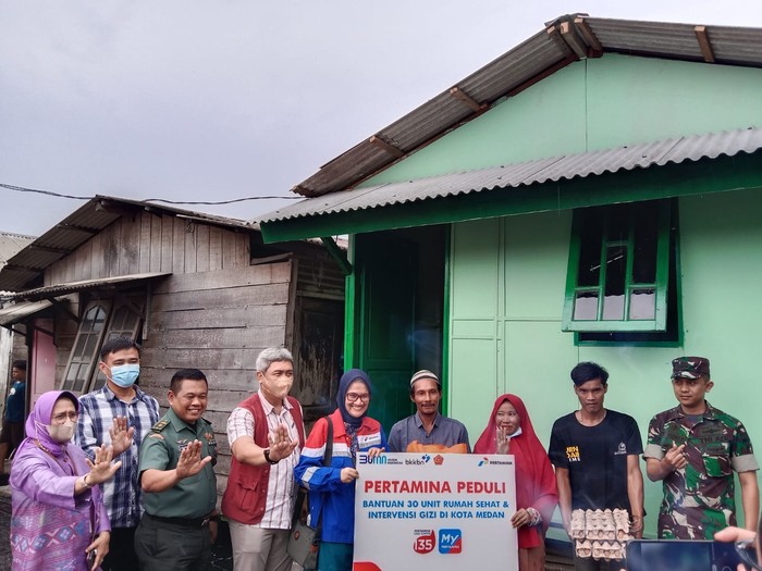 CSR Pertamina Bedah Rumah