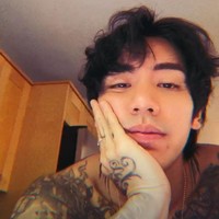 Selama ini DPR Ian kerap mengadakan live Instagram untuk berinteraksi dengan penggemar. Penyanyi 32 tahun itu fasih berbahasa Inggris dan punya aksen Australia karena lahir dan besar di Sydney. Foto: dok. Instagram @dprian.