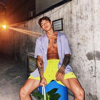 DPR Ian alias Christian Yu belakangan menjadi perbincangan hangat di forum online. Sejumlah netizen Korea menyayangkan penyanyi ganteng itu tak terlalu dikenal di Korea Selatan. Nyatanya DPR Ian populer di mancanegara khususnya kalangan penikmat musik khh dan krnb. Foto: dok. Instagram @dprian.