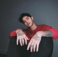 Netizen Korea jatuh hati dengan sosoknya yang serba bisa. DPR Ian dikenal jago b-boy, menulis lirik, mengaransemen lagu, mengarahkan dan mengedit video klip. Foto: dok. Instagram @dprian.