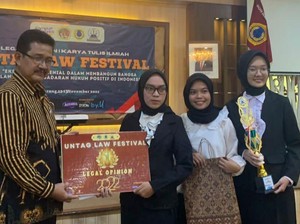 Fakultas Hukum Unissula Juara Nasional Legal Opinion