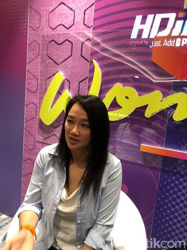 Foto Rini Sugianto yang membagikan pengalamannya  di  Lazada Women's Fest 11-13 November 2022, Marketing Essential for Beauty Brand (13/11/2022) di Jiexpo Convention Center, Jakarta Utara.