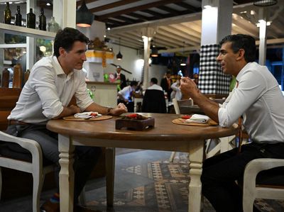 10 Momen Kuliner Rishi Sunak, PM Inggris yang Curi Perhatian di KTT G20