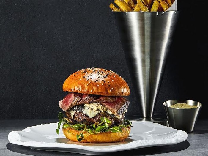 Gordon Ramsay Burger di Korea kena protes karena kemahalan