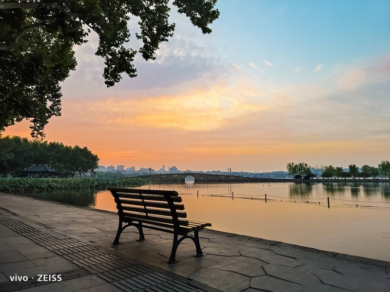 Hasil foto kamera Vivo X90 Pro+