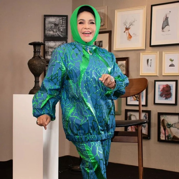 Hetty Koes Endang Hetty Koes Endang