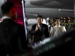 Potret Istri Presiden Korsel Kim Keon Hee yang Dipuji Netizen Dunia