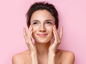Catat! 6 Hal Ini Bisa Bikin Kulit Wajah Sensitif Jadi Glowing
