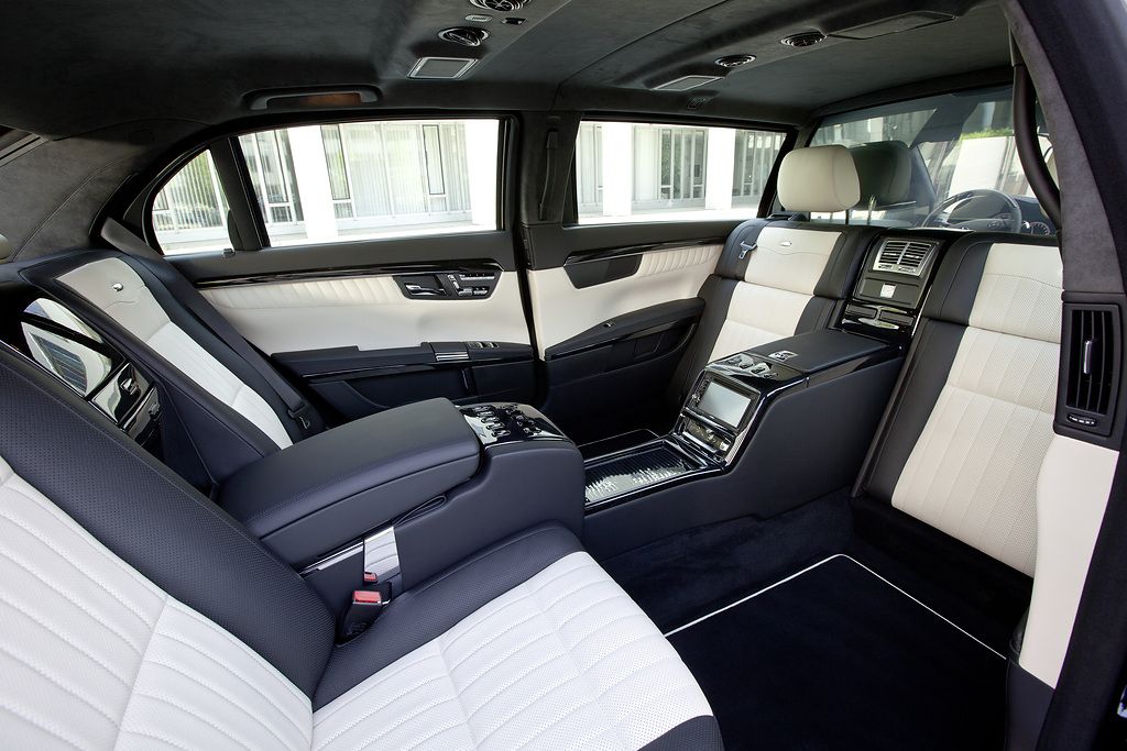 interior Mercedes-Benz S 600 Pullman Guard