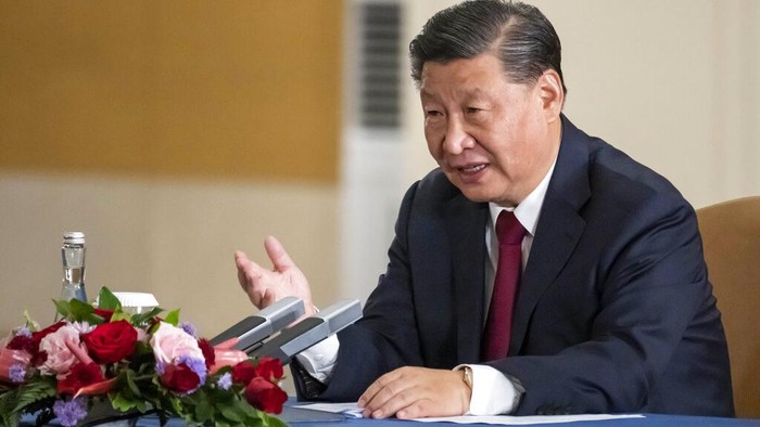 Xi Jinping Tunjuk Qin Gang Jadi Menlu China Gantikan Wang Yi