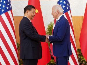 Jabat Tangan Erat, Joe Biden & Xi Jinping Ternyata Bahas Ini di Bali