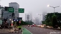 Seorang warga bernama, Sofyan Arif, menjadi salah satu yang menyadari kemunculan kabut tersebut. Dia mengatakan melihat kabut tersebut saat berjalan di kawasan Jakpus. (dok pribadi/Sofyan Arif)