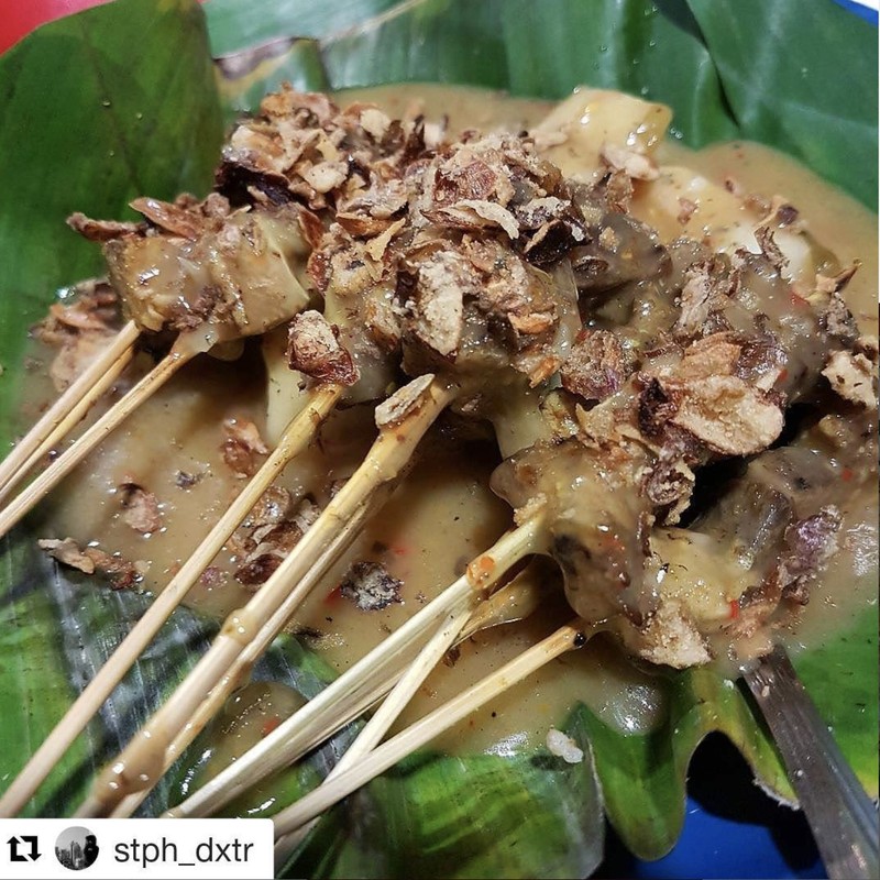 Lamak Bana! 20 Sate Padang Enak Ada di Sini