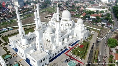 Foto: Megahnya Masjid Sheikh Zayed Al-Nahyan, Mirip dengan Masjid UEA