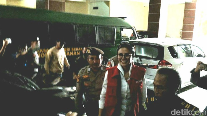 Nikita Mirzani jelang sidang perdana