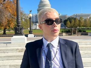 10 Tahun Jadi Transgender, Oli London Balik Lagi Jadi Pria untuk Cari Istri