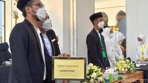 Potret Ketatnya Pengamanan Peresmian Masjid Sheikh Zayed Solo