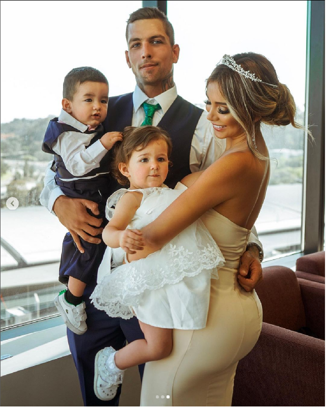 Paula Manzanal yang kerap berpergian ke berbagai negara di dunia ini diketahui sudah menikah dan memiliki anak. Foto: Dok. Instagram @Paula Manzanal