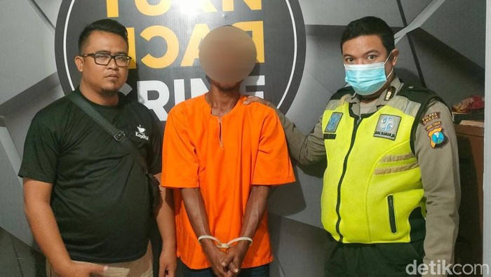 Pelaku pencurian motor di Gresik saat diamankan