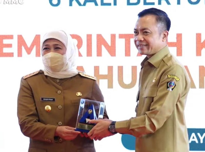 Pemkab Blitar meraih penghargaan dengan predikat opini Wajar Tanpa Pengecualian (WTP) atas Laporan Keuangan Pemerintah Daerah (LKPD) Tahun Anggaran 2021.