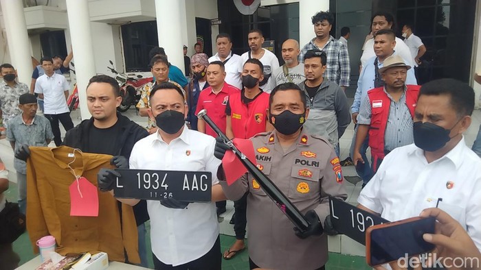 pemukulan mahasiswa pakai tongkat baseball