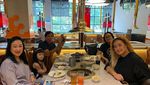Keseruan Pinkan Mambo Mukbang Bareng Farida Nurhan
