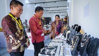 Dari 20 UKM tersebut, ada 5 jenis kategori produk yaitui fesyen dan aksesori, tas dan alat perkantoran, kosmetik, herbal dan kesehatan, kerajinan dan custom packing.