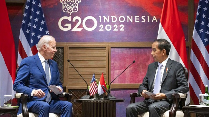U.S. President Joe Biden and Indonesian President Joko Widodo meet on the sidelines of the G20 summit meeting, Monday, Nov. 14, 2022, in Bali, Indonesia. (AP Photo/Alex Brandon)