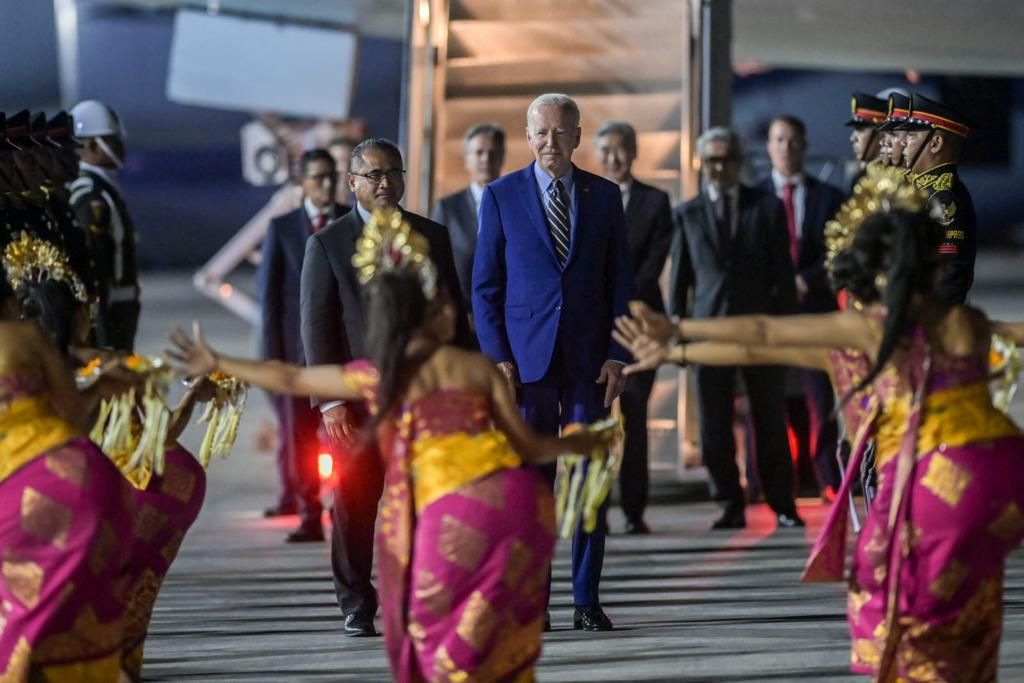 Presiden Amerika Serikat Joe Biden tiba di Bali pada Minggu, (13/11/2022) malam sekitar pukul 21.30 WITA. (Dok. Laman indonesia.go.id)