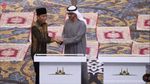 Momen Akrab Jokowi-Presiden UEA Saat Resmikan Masjid Sheikh Zayed Solo