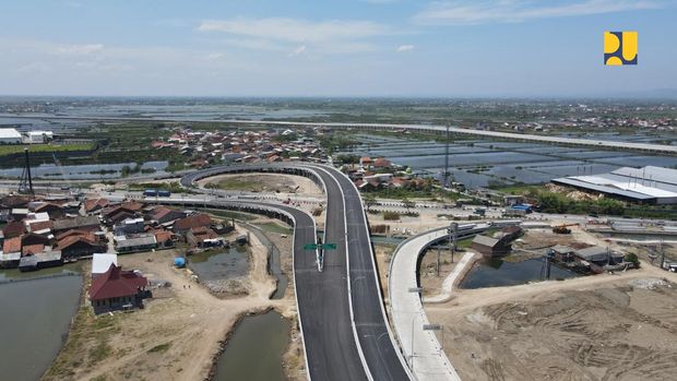 Proyek tol Semarang-Demak 27 km untuk  Seksi 2 (Sayung-Demak) sepanjang 16,31 Km akan dioperasikan akhir 2022. (Dok. Kementerian PUPR)