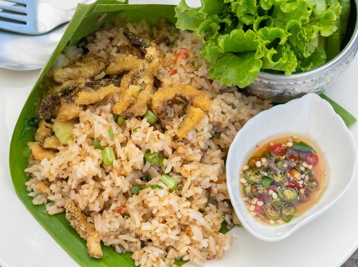 Resep Nasi Goreng Ikan Renyah