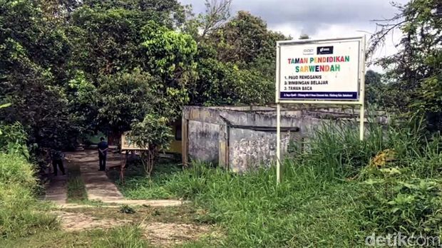 Taman Belajar Sarwendah di Cipetir Sukabumi dilempar batu oleh orang tak dikenal