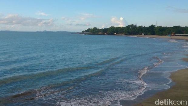 8 pantai yang jarang tak terjamah di Pangandaran