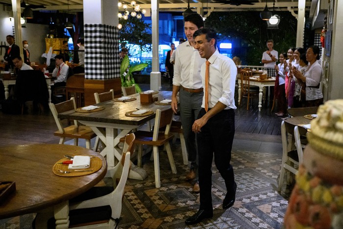 Canada's Prime Minister Justin Trudeau and British Prime Minister Rishi Sunak have a bilateral meeting at the Art Cafe Bumbu Bali, ahead of the G20 Summit, in Nusa Dua, Bali, Indonesia, November 14, 2022.  Leon Neal/Pool via REUTERS