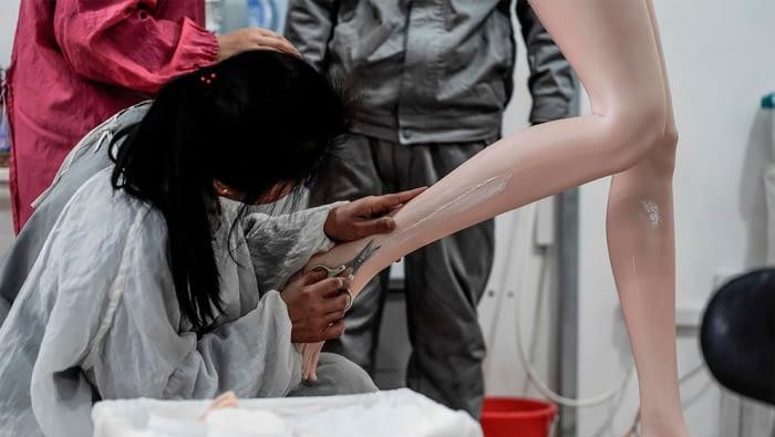 China Punya Pabrik Boneka Seks, Begini Penampakannya China menjadi salah satu negara penghasil robot seks di dunia. Industri tersebut bahkan telah berjalan sejak 2009.