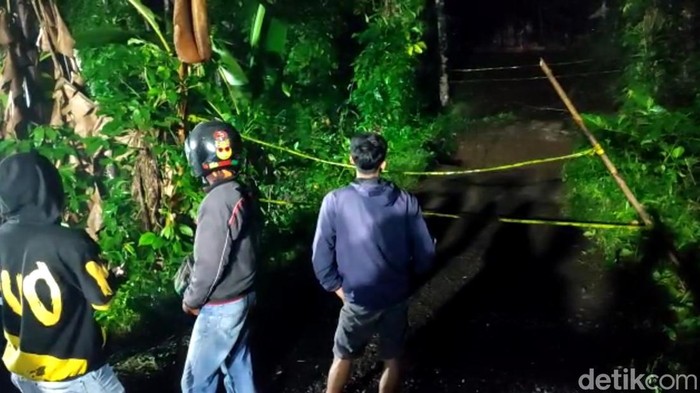 Foto jembatan amblas di Tasikmalaya