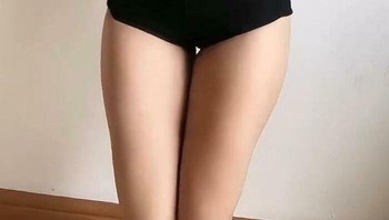 Jari tangannya lupa diedit, Foto: Reddit via Boredpanda