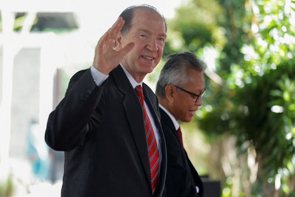 World Bank President David Malpass arrives for the G20 leaders' summit in Nusa Dua, Bali, Indonesia, November 15, 2022. REUTERS/Willy Kurniawan/Pool