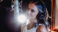 Dalam acara podcastnya itu ia mengaku sempat berkencan dengan sang Captain America dan di-ghosting. Dok. Instagram