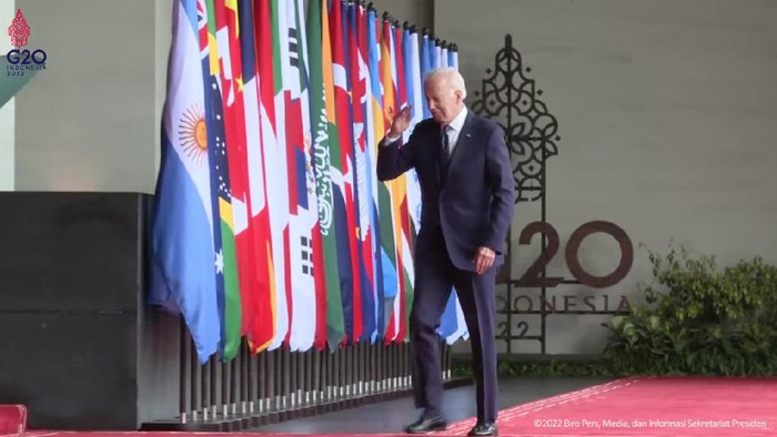Joe Biden beri salam hormat ke Jokowi. (Tangkapan layar YouTube Setpres)