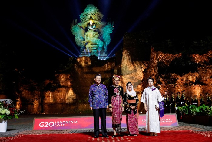 Presiden Joko Widodo menjamu para pemimpin negara G20 di GWK, Bali. Jokowi berharap makanan yang telah disiapkan bisa dinikmati para undangan.