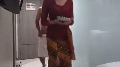 salah satu adegan video kebaya merah yang sempat viral di media sosial