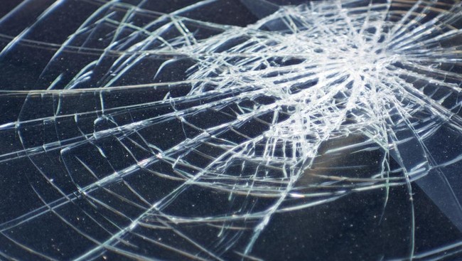 Amukan Warga Bogor Usai Mobil Tabrak Beruntun 5 Kendaraan