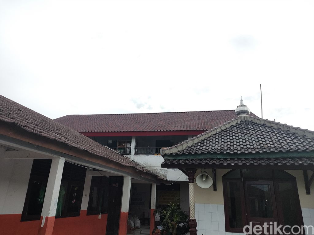 Kondisi SDN Pancoranmas 3 Depok, 15 November 2022, atap sudah diperbaiki. (Dwi Rahmawati/detikcom)