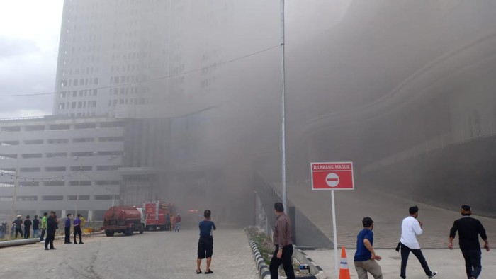 Lampung Mall City Bay terbakar (Foto: Istimewa)