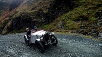 Penggemar otomotif mengikuti VSCC Lakeland Trial tahunan di Honister Slate Mine di Keswick, Inggris, Sabtu, (12/11/2022).