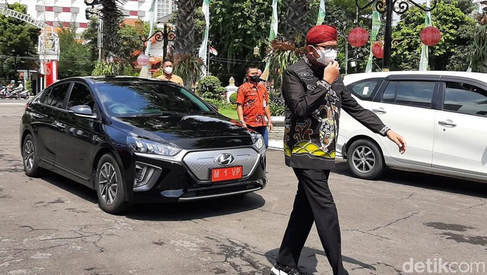 Mobil listrik bupati Sumenep