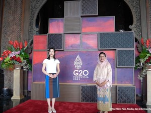 Gaya Ibu Negara Korea Selatan Saat Minum Teh Bersama Iriana Jokowi di Bali