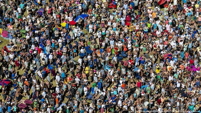 Penduduk Bumi Lewati 8 Miliar, Kerusakan Ekologi dan Iklim Makin Parah?